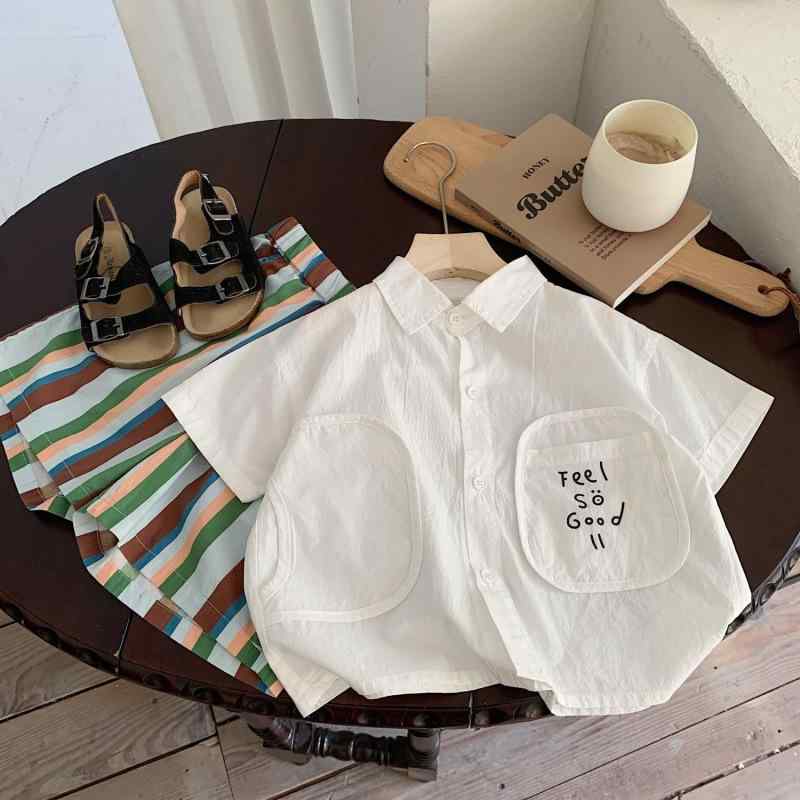 シャツ 子供 男の子 夏物 薄手 コットン トップス ベビー ポロシャツ おしゃれ かわいい・適用性別: 男・スタイル: カジュアル・袖丈: 半袖・柄: 字母・元素: 字母・主な素材: 綿・主な素材の成分含有量: 1%・安全等級: B類・カラー: 白色・適合身長: 90, 100, 110, 120, 130, 140・製品カテゴリ: 童シャツ