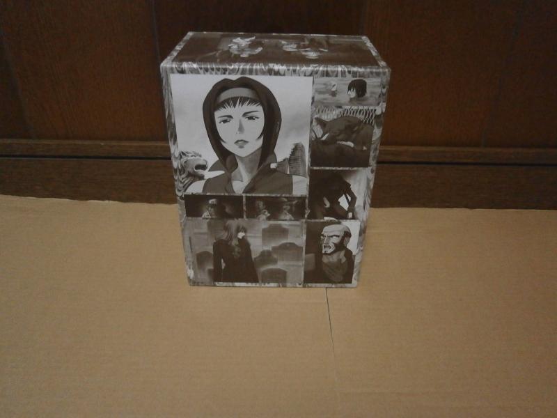 【中古】【】 COWBOY BEBOP / カウボーイビバップ Blu-ray BOX（絵柄 川元利浩描き下ろしBOX・布ポスター・絵柄ポストカード10枚・特典DVD付） [完全数量生産]