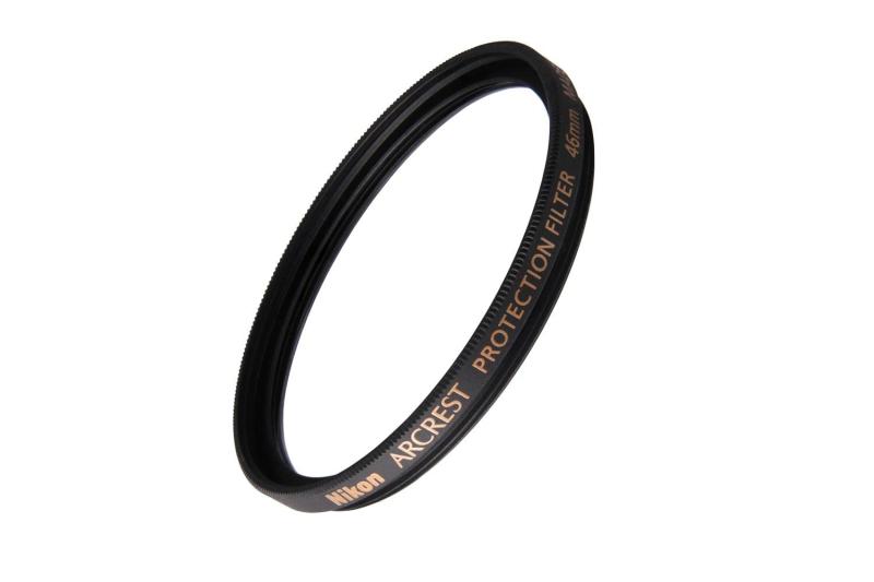 ARCREST PROTECTION FILTER 46mm AR-PF46 Nikon ニコン アルクレスト ブラックニコン レンズ用保護フィルター　46mm■ ご購入前に必ずご確認ください ■1. 在庫管理とご注文の確定当店は複数のオンラインモールで在庫を共有しております。在庫の変動： 更新のタイムラグにより、ご注文後に「完売」が判明する場合がございます。欠品時の対応： 万が一商品が確保できない場合は、速やかにメールでご連絡の上、ご注文をキャンセル（全額返金）させていただきます。2. 中古商品のコンディション（動作確認済み）一点ごとに状態が異なるため、お届けする現品が掲載画像と細部まで一致しない場合がございます。状態の目安： 動作に支障のない範囲での微細なキズ・汚れ・日焼け・使用感は、中古品の特性としてあらかじめご了承ください。検品方針： 外観の美しさよりも「正常な動作」を最優先に検品・清掃を行っております。3. 付属品の同梱内容「本体の動作」を優先したセット内容となっております。【同梱あり】 本体の起動・動作に不可欠な基本パーツ（電源コード等）【同梱なし】 外箱・取扱説明書・セットアップ用CD・初回限定特典【保証対象外】 封入されているダウンロードコード・シリアル番号※商品名に「特典付」等の記載がある場合でも、中古品のため欠品している場合がございます。正確な内容を確認したい場合は、必ずご購入前にお問い合わせください。4. 初期不良のサポート（到着から3日間）商品がお手元に届きましたら、なるべく早めに動作をご確認ください。連絡方法： 商品到着から3日以内に、購入履歴の「ショップへ問い合わせ」より不具合の内容をご連絡ください。対応： 在庫がある場合は「良品交換」、在庫がない一点物の場合は「返品・全額返金」にて対応させていただきます