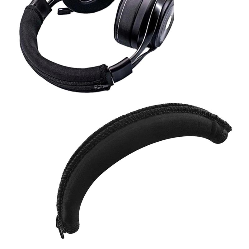 BRIIKPP ヘッドホン カバー 汎用 交換 互換性 クッション ヘッドバンド 簡単取付 ヘッドホンアクセサリー1.快速取り付け：ファスナー設計、イヤホンを巻いた後にファスナーを引けば取り付けが完成でき、10秒以内に簡単にでき、多種のイヤホンに適している。2.洗いやすい：洗濯可能なポリウレタン皮の材質を採用し、汚れたら直接洗濯機に入れて洗い、清潔衛生を維持する。3.全面保護：柔らかい材質は振動と衝撃を効果的に吸収し、イヤホンがバッグ内で衝突や押し出されるのを防止する。4.耐久性快適：材質が柔軟で耐久性があり、快適な装着体験を提供し、同時にイヤホンを損傷から保護する。5.携帯用汎用：サイズが適当（サイズ：24 cm×8cm）、持ち運びに便利で、多種のイヤホンに適して、日常使用と旅行の理想的な選択である