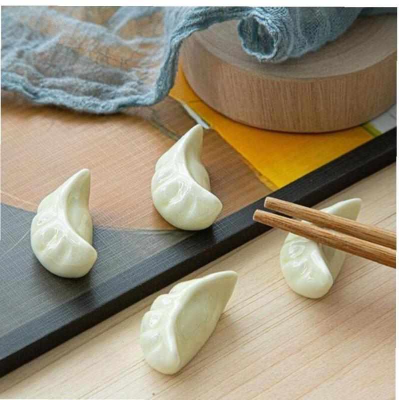 箸置き 水餃子 ギョウザ おもしろ 食器 雑貨 贈り物 4.7x2x2.5cm 4個入 sofapotato-11155810 ソファポテト サンプル画像3
