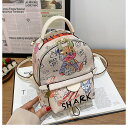 新着 グラフィティー ベアー シャーク リュック ファスナー 落書き 個性的 小型 チョコ 白 ブラウン LOVE 軽い 面白い 楽しい インスタ 防水