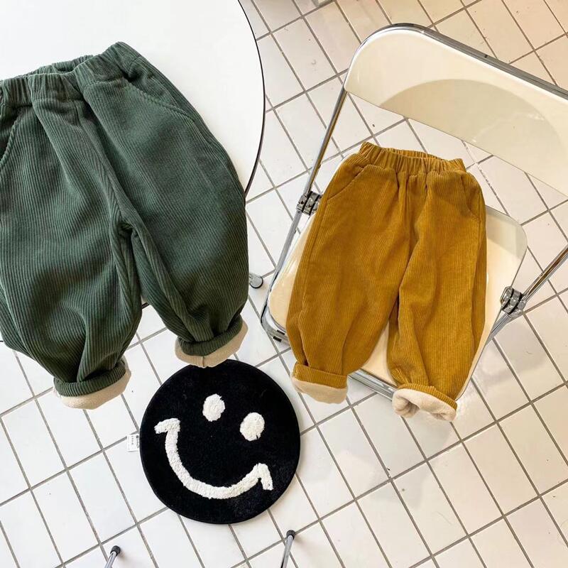 子ども ズボン キッズ 長ズボン 男の子 女の子 あったか 裏起毛 コーデュロイ 厚手 長ズボン ゆったり 男女兼用 防寒 保温 ゆったり 通園 通学 秋冬 裏ボア 無地 長パンツ ベビー カジュアル 可愛い おしゃれ 全2色 誕生日 ギフト プレゼント 522のサムネイル