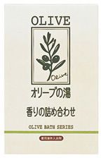 ※パッケージおよび仕様は予告無く変更になることがございます。 【発売元、製造元、輸入元又は販売元】日本オリーブ株式会社 画像はイメージ画像の為、実際の商品とはパッケージデザイン等が多少異なる場合がございます。予めご了承願います。 【内容量】 12ml×2包×4種 【特徴】 「薬用オリーブの湯 香りの詰め合わせ(入浴剤)」は、フレッシュシトラスの香り、ミントの香り、ラベンダーの香り、ひのきの香りが、それぞれ2包ずつ入ったお得な詰め合わせタイプです。 ■セット内容■ ・フレッシュシトラスの香り×2包 ・ミントの香り×2包 ・ラベンダーの香り×2包 ・ひのきの香り×2包 《効能効果》 　冷え性、荒れ性、肩こり、腰痛、リウマチ、神経痛、疲労回復、あせも、しっしん、ひび、あかぎれ、しもやけ 《有効成分》 　ホウ砂、トウヒトウキチンキ 《天然保湿成分》 　オリーブ油 【使用方法】 一般の家庭風呂(180〜200l)に1包入れ、よく混ぜてから入浴してください。 【区分】化粧品 【原産国】日本 【広告文責】 総合メディカル株式会社 0120-469-385