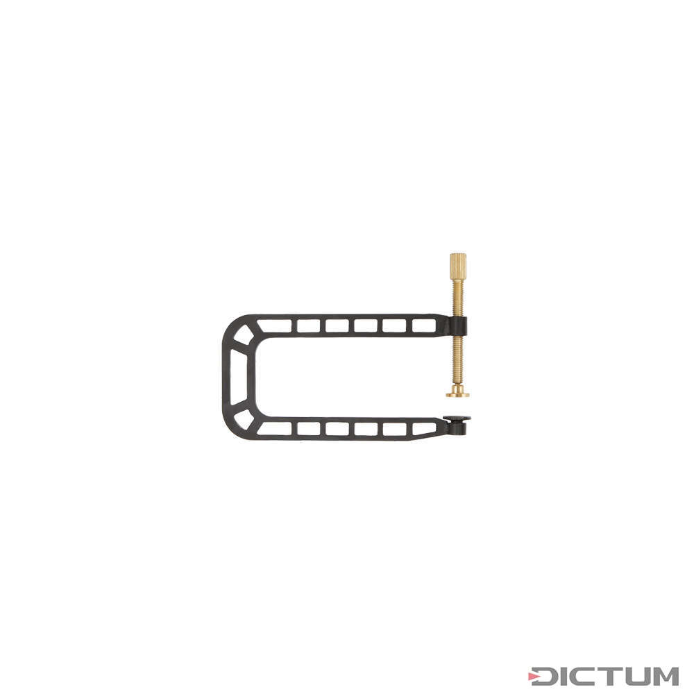 Herdim Repair Clamp, Jaw Depth 135 mm 開口部が広く、それでいて軽量な Herdim のしっかりした造りの人気のリペアクランプです。 Material Steel Jaw depth 135 mm Jaw opening 40 mm Silicone protective pad diameter 17 mm Jaws 15 mm Weight 150 g