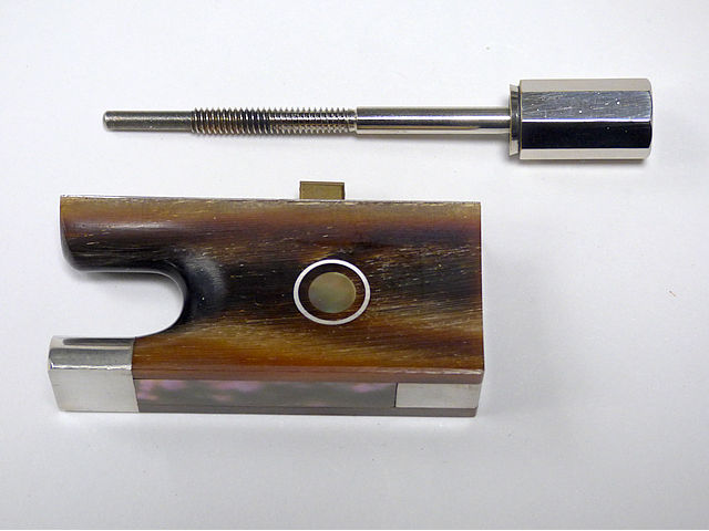 Horn Violin Bow Frog 水牛角 Frog 4/4 Horn Double Persian Eye Solid Copper Plain Screw Abalone Slide Full Mount Copper Metal