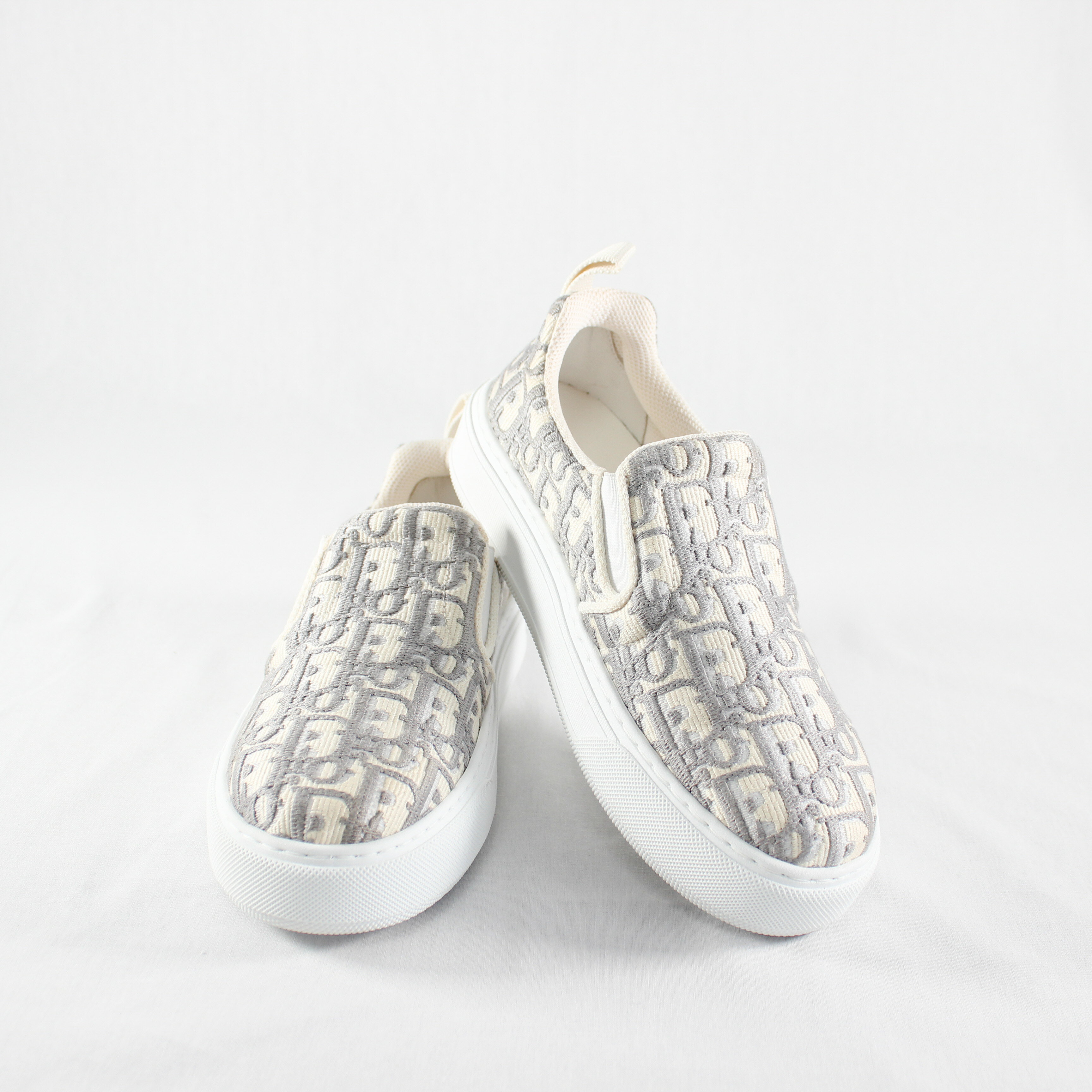 Rakuten - 【中古】 ディオール Dior オブリーク スリッポン スニーカー グレー ホワイト キャンバス サイズ35（22.5cm相当） レディース 靴 極美品