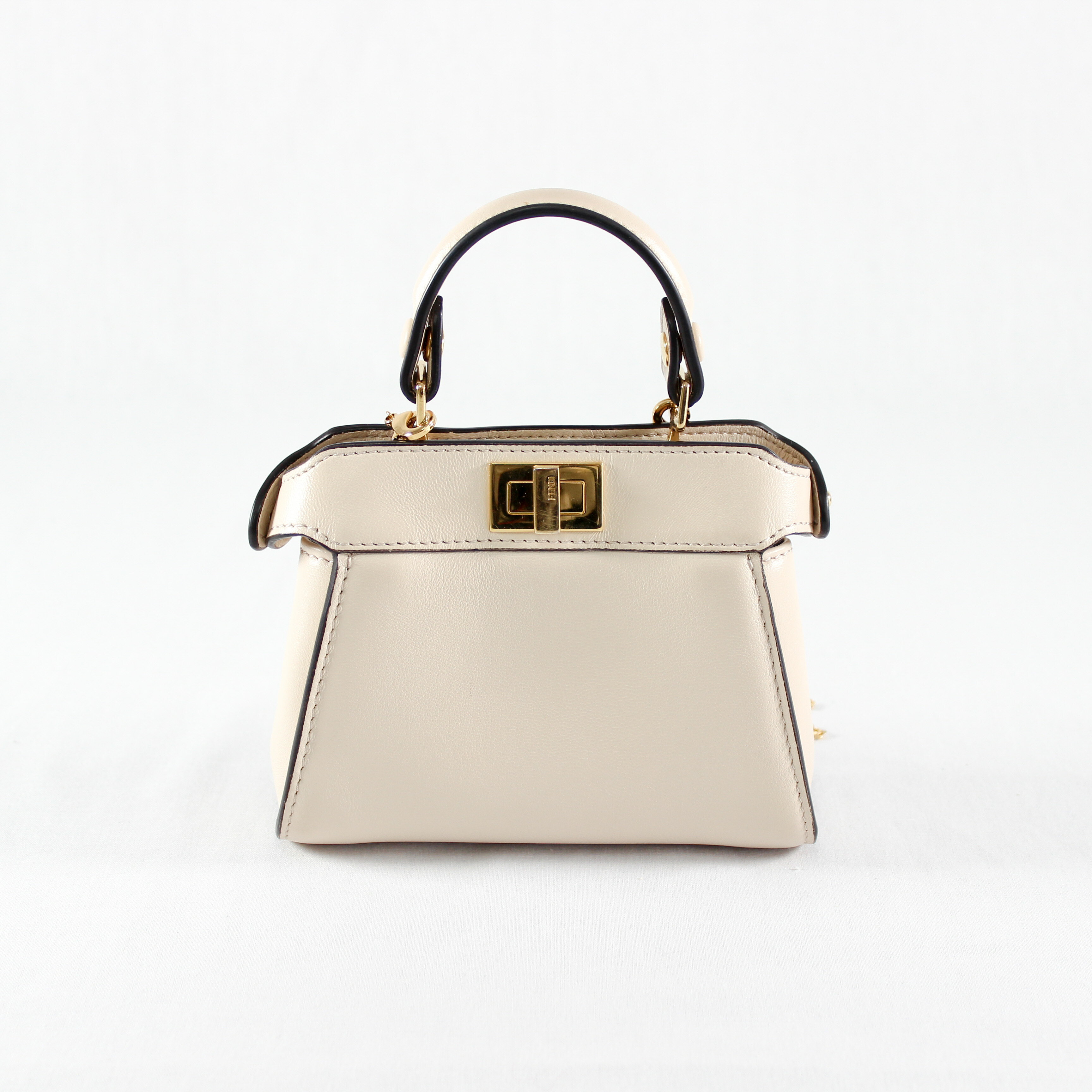 Rakuten - 【中古】 FENDI フェンディ ナノ ピーカブー レディース ショルダーバッグ ホワイト クリーム アイボリー ミニバッグ 美品