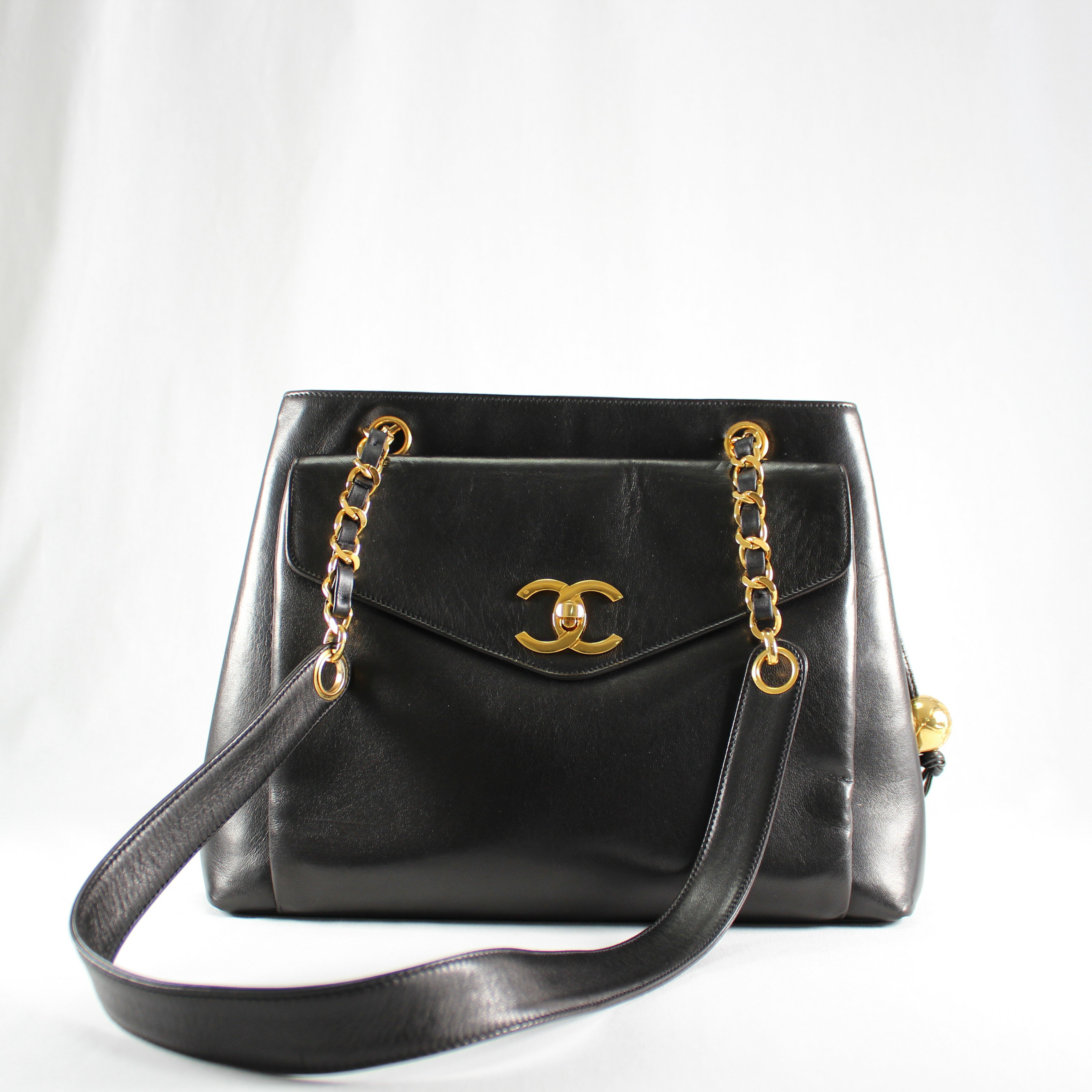 Rakuten - 【中古】 CHANEL シャネル ココマーク ラムスキン チェーントートバッグ ヴィンテージ ショルダーバッグ レディース ブラック 美品