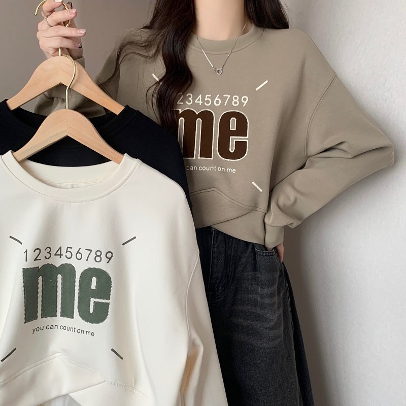 レディース トップス トレーナー スウェット ショート 萌袖 ラウンドネック スリム 細身 カジュアル おしゃれ レトロ ラフ 個性的 カレッジ風 アメリカン 春 秋 お出かけ 休日 韓国 楽ちん 体型カバー 普段使い 着回し ゆったり ゆる