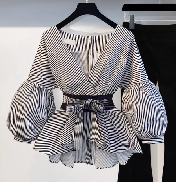 トップス ブラウス カットソー レディース 丈長 長袖 Vネック ワイド 細身 フェミニン ウエストマーク ウエストリボン ハイウエスト 切り替えデザイン 薄手 かわいい 大人可愛い きれいめ シンプル 上品 おしゃれ ガーリー 主役級 存在感 ラブリー キュート ナチュラル