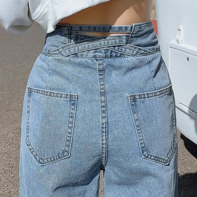 ボトムス パンツ デニムパンツ ジーンズ ポケット ロング丈 ハイウエスト バックシャン かわいい 大人可愛い きれいめ シンプル カジュアル 上品 おしゃれ かっこいい 大人女子 こなれ感 個性的 ラフ ルーズ 主役級 存在感 ベーシック メンズライク ボーイッシュ クール 無地