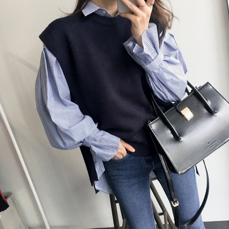 2点セット トップス ベスト ニット ラウンドネック シャツ 襟付き 前開き ボタン ミディアム丈 かわいい 大人可愛い きれいめ シンプル カジュアル 大人 上品 おしゃれ かっこいい キュート レトロ クール モード系 ナチュラル 大人女子 こなれ感 個性的 主役級 存在感 無地