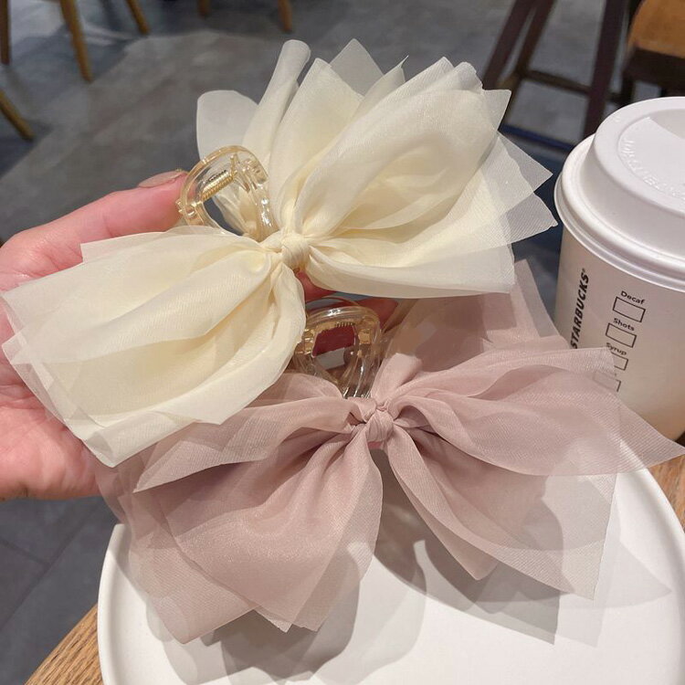 ヘアクリップ 全3色 リボン オーガンジー バンスクリップ ヘアアクセサリー 大きい 大きめ 黒 結婚式 成人式 謝恩会 髪留め 普段使い 髪飾り 上品 エレガ...