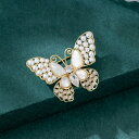 \2点10%OFF、3点20%OFF COUPON/ブローチ 蝶々モチーフ バタフライ 華やか パール ビジュー キラキラ アクセサリー パーティー お呼ばれ ミセス スーツ セレモニースーツ フォーマル カジュアル 結婚式 二次会 謝恩会 入学式 卒業式 スカーフ留め ストールピン コサージュ