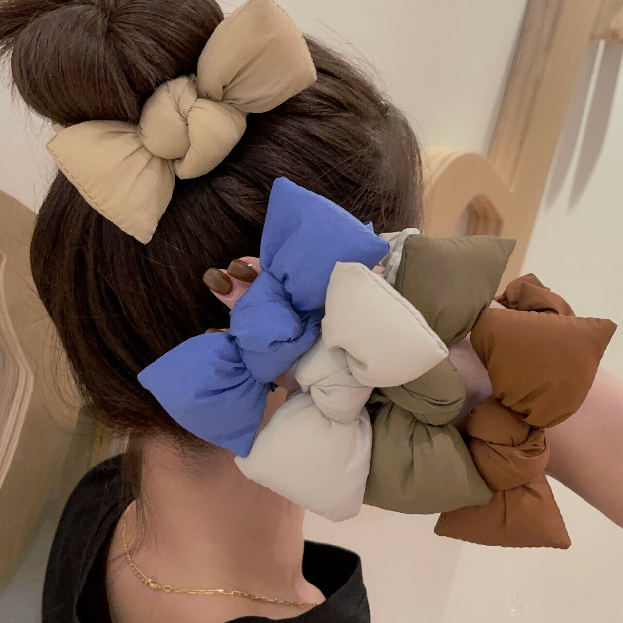 ヘアゴム 全5色 2way ふとん 中綿 ボリューム リボンモチーフ 普段使い カジュアル シュシュ 無地 青 ..