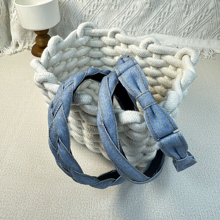 デニム生地 リボン三つ編み カチューシャ 全3種 風 幅広 カジュアル デイリー 痛くない ヘアアクセサリー 二次会 パーティー 白髪隠し 大人カジュアル お洒...