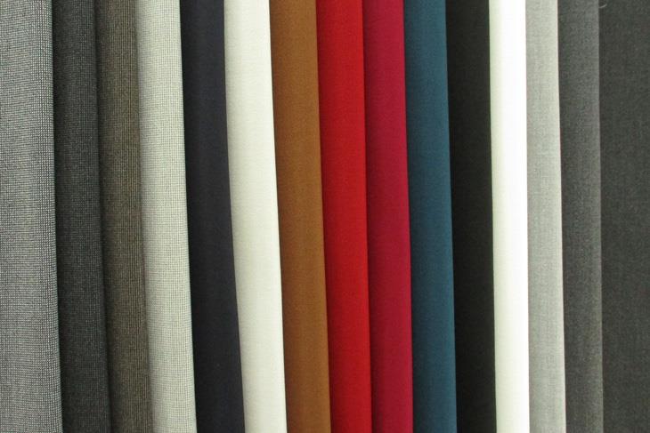 人造丝 - ＜モナルーチェ＞先染ポリエステル/レーヨン2WAY裏起毛 無地 布 生地 手作り カット50cm単位(商品番号:46157)