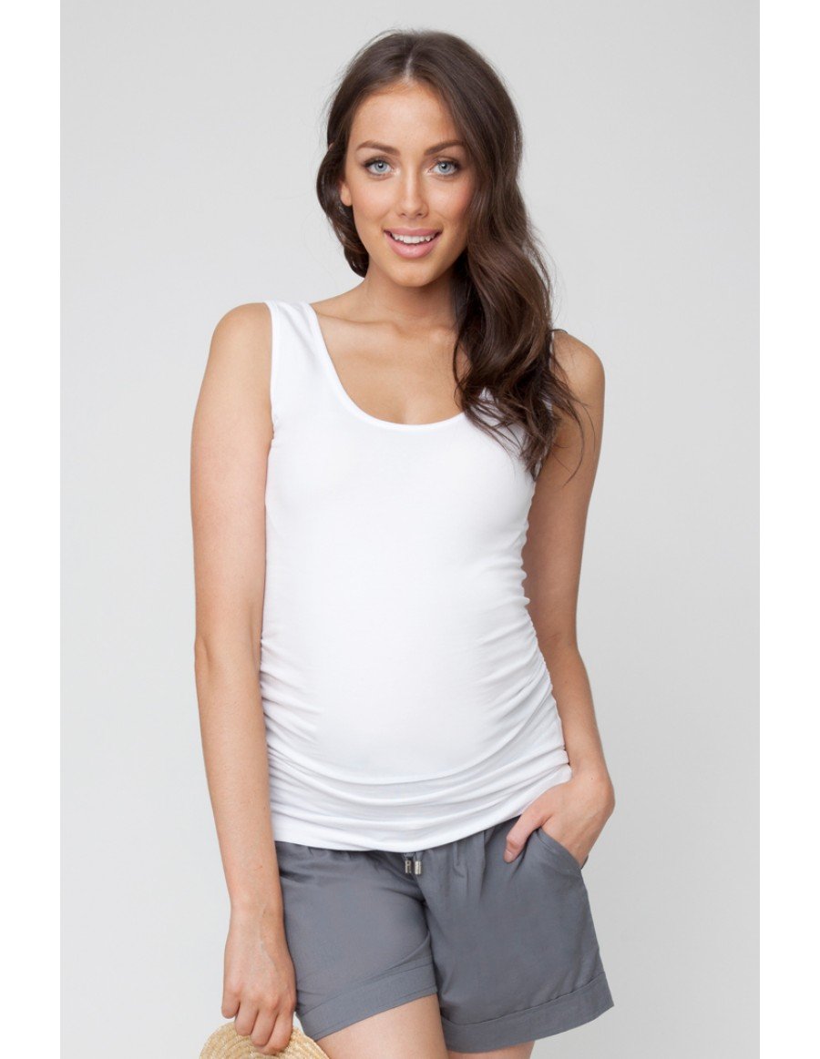 オーストラリアの人気マタニティブランド「RIPE maternity(ライプマタニティ)」のマタニティトップ。ワンカラーのシンプルなタンクトップは、デニムなどのカジュアルスタイルと相性抜群。インナーとしても活躍します。肌ざわりのよいコットン素材を使用。長めのレングスでお腹をしっかりカバーするので、妊娠初期から産後まで、長い期間でご着用頂けます。 サイズ目安はRIPEサイズXS→妊娠前（産後）日本サイズ5-7号向け、S→同7-9号向け、サイズM→同11-13号向け、サイズL→同13-15号向けとなります。ご不明な点はショップまでお問合せくださいませ。 【ブランド紹介】 1996年に誕生したオーストラリアのマタニティブランド「RIPE maternity（ライプマタニティ）」。 女の子には妊娠中も産後も大好きで頼りになるブランドが必要！という思いからスタートした可愛くて元気に溢れるマタニティブランド。 妊娠中の身体をより綺麗に見せる考え抜かれたデザインと、オーストラリアらしい明るく爽やかな印象のマタニティウェアが揃う世界中で人気のブランドです。 【商品詳細】 輸入元・デザイン：オーストラリア/ 生産国：中国 特長：妊娠初期〜臨月〜産後着用可、ストレッチ 　素材 お手入れ方法 サイズ 綿95%、ポリウレタン5% 洗濯機洗い可 オーストラリアサイズ 特長 着心地 ストレッチ - 【海外アイテムサイズ目安表】 RIPE maternity 対応妊娠前日本サイズ RIPE サイズ XS S M L 妊娠前日本サイズ 5-7号 7-9号 11-13号 13-15号 RIPE チューブタンクトップ実寸（平置きで計測・単位はcm） サイズ XS S M L 着丈 64 67 68.5 70.5 身幅 37 40.5 43 45 袖丈 - - - - ＊ストレッチ素材のため+3cmほどの伸縮性アリ■1996年に誕生したオーストラリアのマタニティブランド「RIPE maternity（ライプマタニティ）」。 女の子には妊娠中も産後も大好きで頼りになるブランドが必要！という思いからスタートした可愛くて素敵なマタニティブランドです。 妊娠中の身体をより綺麗に見せる考え抜かれたデザインと、オーストラリアらしい明るく爽やかな印象のマタニティウェアが揃う世界中で人気のブランドです。 - 「 RIPE maternity チューブマタニティトップ」- ■オーストラリアの人気マタニティブランド「RIPE maternity(ライプマタニティ)」のマタニティトップ。ワンカラーのシンプルなタンクトップは、デニムなどのカジュアルスタイルと相性抜群。肌ざわりのよいコットン素材を使用。長めのレングスでお腹をしっかりカバーするので、妊娠初期から産後まで、長い期間でご着用頂けます。