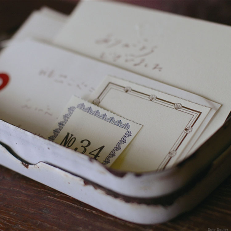 【30日24H限定!楽天カード利用で最大P6倍】倉敷意匠 Classiky 凸版印刷 ラベルブック 100枚入り KS-ST006 レトロ シンプル メッセージ...