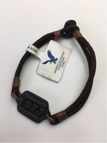 乐天商城 - AMERICAN EAGLE/アメリカンイーグル　レザー2連ブレスレット 【Luxury Brand Selection】【メンズ ギフト】【ラッピング無料】【楽ギフ_包装】【楽ギフ_のし】【楽ギフ_メッセ】