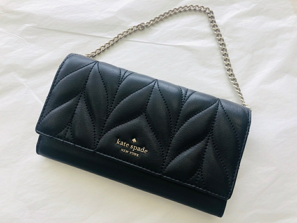 【即納】kate spade/ケイトスペード　リストチェーン付き長財布 Milou Briar Lane Quilted Black Wristlet Chain Mirror WLRU5305【ラッピング無料】【楽ギフ_包装】