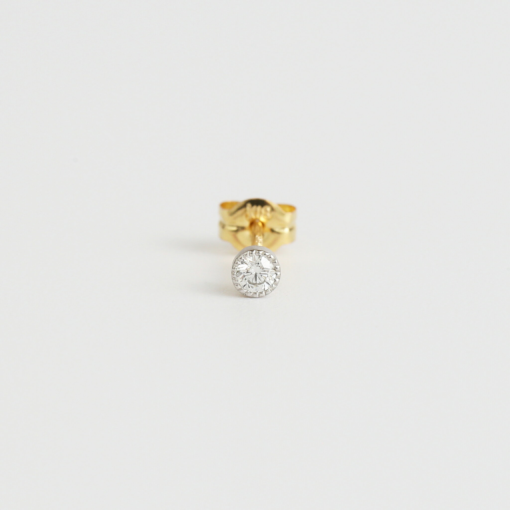 Rakuten - 【Grace Stud | Diamond Stud Pierce | Brilliant 0.05ct】 K18&Pt900 ダイヤモンド ピアス スタッドピアス コンビカラー 18k k18 pt900 イエローゴールド プラチナ レディース 片耳 プレゼント ギフト