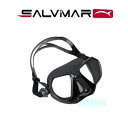イタリアSALVIMAR社製 内容量を抑えたフリーダイビング専用マスク 装着したままストラップの調整ができます。