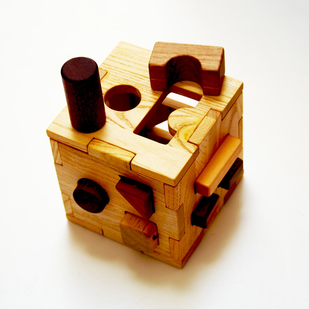 【在庫一掃SALE】 積み木 型はめパズル キューブボックス 組立式 1歳 2歳 知育玩具 パズル 図形遊び 天然木 つみき 木製 木のおもちゃ スプソリ
