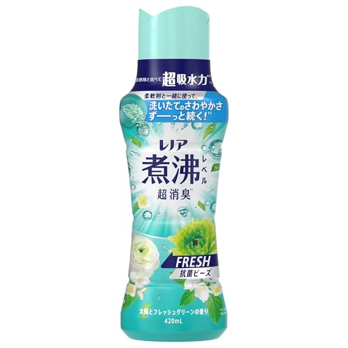 -/本体 420mL/-・PatternName:太陽とフレッシュグリーンSize:本体 420mL・パッケージ個数:1・抗菌ビーズは、衣類の消臭専用のお洗濯ビーズ。いつもの洗剤や柔軟剤に加えるだけで、しみついたニオイまで煮沸レベルに消臭* (*洗濯後・部屋干しにて検証。)・エリそでの黄ばみも120日ブロック* (*皮脂を再現した成分と綿の生地の模擬実験にて検証)・衣類の抗菌*だけでなく、洗濯槽の防カビ*2まで (*全ての菌の増殖を抑えるわけではありません。*2既に付着していたカビや汚れを取り除くわけではありません。)・柔軟剤に比べて超吸水力* (*当社柔軟剤比。複数回洗濯後。)・使い方は簡単。洗濯前に洗濯槽に直接入れるだけ。縦型・ドラム式、どちらの洗濯機にも使用できます。いろいろな柔軟剤とも香りの相性バツグンです。煮沸レベル超消臭* 柔軟剤と一緒に使って、洗いたてのさわやかさずーっと続く！*1 柔軟剤と比べて超吸水力*2 スポーツの汗さらっと吸収*2 衣類が消臭フィルターに 洗濯槽の防カビ*3 も エリそでの黄ばみブロック*4 まで 12週間消臭力が続く*1 太陽とフレッシュグリーンの香り ドラム式・どちらでもOK *洗濯後・部屋干しにて検証 *1 保管状態で *2 当社柔軟剤比。複数回洗濯後。 *3 既に付着していたカビや汚れを取り除くわけではありません *4 皮脂を再現した成分と綿の生地の模擬実験にて検証 レノア 煮沸レベル超消臭* 抗菌ビーズ FRESH 太陽とフレッシュグリーンの香り
