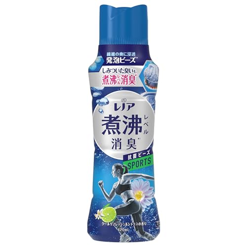 PatternName:本体 420mL・パッケージ個数:1・抗菌ビーズは、衣類の消臭専用のお洗濯ビーズ。いつもの洗剤や柔軟剤に加えるだけで、しみついたニオイまで煮沸レベルに消臭* (*洗濯後・部屋干しにて検証。)・エリそでの黄ばみも120日ブロック* (*皮脂を再現した成分と綿の生地の模擬実験にて検証)・衣類の抗菌*だけでなく、洗濯槽の防カビ*2まで (*全ての菌の増殖を抑えるわけではありません。*2既に付着していたカビや汚れを取り除くわけではありません。)・柔軟剤に比べて超吸水力* (*当社柔軟剤比。複数回洗濯後。)・使い方は簡単。洗濯前に洗濯槽に直接入れるだけ。縦型・ドラム式、どちらの洗濯機にも使用できます。いろいろな柔軟剤とも香りの相性バツグンです。商品紹介 しみついた臭いも煮沸レベル消臭*1　繊維の奥に浸透 発泡ビーズ*2　 洗剤・柔軟剤では落ちないニオイに*3 煮沸レベルの消臭力*1 衣類が消臭フィルターに 洗濯槽の防カビ*4も エリそでの黄ばみブロック*5 まで 12週間消臭力が続く*6 柔軟剤と比べて超吸水力*7 *1 洗濯後・部屋干しにて検証。*2 製造過程で含んだ空気が水に溶ける際にミクロの泡となって発生することを指します。*3 当社洗剤・当社柔軟剤比。*4 既に付着していたカビや汚れを取り除くわけではありません。*5 皮脂を再現した成分と綿の生地の模擬実験にて検証。*6 保管状態で。*7 当社柔軟剤比。複数回洗濯後。 レノア 超消臭 煮沸レベル消臭 抗菌ビーズ SPORTS クールリフレッシュ&シトラス 原材料・成分 安定化剤、香料、消臭剤、抗菌剤 使用方法 ●(1)縦型でもドラム式でも、洗濯槽に入れた洋服の上にビーズを直接入れるだけ。 ●(2)洗剤や柔軟剤をいつも通り入れる。※おしゃれ着コースやドライコースでお使いの場合、製品を溶かしてから、衣類を入れてください。 ●使用量の目安…衣料1kgに対して12mL ●上記は目安ですので、お好みの消臭効果になるように、量を調節できます。(しつこい嫌な臭いには多めに…パジャマ、下着、制服、スポーツウェアなど) ●香りの感じ方には個人差があります。使用量の目安を参考に、周囲の方にもご配慮の上、お使い下さい。