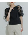 SENSE OF PLACE（センス オブ プレイス）フラワーチュールドッキングトップ【2024Spring/Summer】【24SS】※この商品は、モノフィラメント糸を使用しております。糸の特性上、肌に触れると、人により痛みを感じたり赤くなる場合がありますので、お肌のデリケートな方、アレルギーのある方は直接肌に触れないようにしてください。※商品画像は、光の当たり具合やパソコンなどの閲覧環境により、実際の色味と異なって見える場合がございます。予めご了承ください。※商品の色味の目安は、商品単体の画像をご参照ください。▼お気に入り登録のおすすめ▼お気に入り登録商品は、マイページにて現在の価格情報や在庫状況の確認が可能です。お買い物リストの管理に是非ご利用下さい。素材感透け感:ややあり(OFFWHITEのみ)伸縮性:ややあり裏地:なし光沢:なしポケット:なし店舗にてお問い合わせの際は、下記の品番をお申し付け下さい。品番：AH45-21H102モデル身長：160cm　着用サイズ：one型番：490807-e-2U KV0022【採寸】サイズ肩幅総丈身幅袖丈one30cm51cm40.5cm33cm商品のサイズについて【商品詳細】中国素材：本体 : 綿93% ポリウレタン7%チュール部分 : ナイロン100%フロッキー部分 :基布 : ナイロン100%ししゅう糸 : ポリエステル100%サイズ：one※画面上と実物では多少色具合が異なって見える場合もございます。ご了承ください。商品のカラーについて 【予約商品について】 ※「先行予約販売中」「予約販売中」をご注文の際は予約商品についてをご確認ください。■重要なお知らせ※ 当店では、ギフト配送サービス及びラッピングサービスを行っておりません。ご注文者様とお届け先が違う場合でも、タグ（値札）付「納品書 兼 返品連絡票」同梱の状態でお送り致しますのでご了承ください。 ラッピング・ギフト配送について※ 2点以上ご購入の場合、全ての商品が揃い次第一括でのお届けとなります。お届け予定日の異なる商品をお買い上げの場合はご注意下さい。お急ぎの商品がございましたら分けてご購入いただきますようお願い致します。発送について ※ 買い物カートに入れるだけでは在庫確保されませんのでお早めに購入手続きをしてください。当店では在庫を複数サイトで共有しているため、同時にご注文があった場合、売切れとなってしまう事がございます。お手数ですが、ご注文後に当店からお送りする「ご注文内容の確認メール」をご確認ください。ご注文の確定について ※ Rakuten Fashionの商品ページに記載しているメーカー希望小売価格は、楽天市場「商品価格ナビ」に登録されている価格に準じています。 商品の価格についてSENSE OF PLACESENSE OF PLACEのカットソー・Tシャツトップスご注文・お届けについて発送ガイドラッピンググッズ3,980円以上送料無料ご利用ガイド