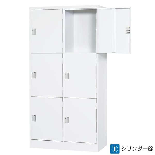 　■　様々なものが収納可能なロングセラーのスタンダードなロッカーで非常に使い勝手のよい仕様です。 　■　国内工場(国産・日本製)で生産しておりますので、安心してお使いいただけます。 外寸 W900×D515×H1790 (mm) 内寸 W397×D470×H520 (mm) 材質 スチール 質量 43.5kg カラー ホワイトグレー 付属品 - 　■　メーカー直送商品の為、代引での出荷手配は対応出来ません。 　　　　 　■　お届け商品は、原則車上渡しとなります。運び入れ作業はお客様作業となります。 　■　日曜日/祝日/お時間指定/夜間便でのお届けは対応出来ません。 　■　商品の性質上、お客様都合によるご返品は、お受けする事が出来ません。予めご了承の程宜しくお願い申し上げます。 　■　北海道・沖縄・離島は別途送料が発生致します。 　■　配送先は、法人様限定となりますので、配送先名に法人名の明記をお願い申し上げます。　