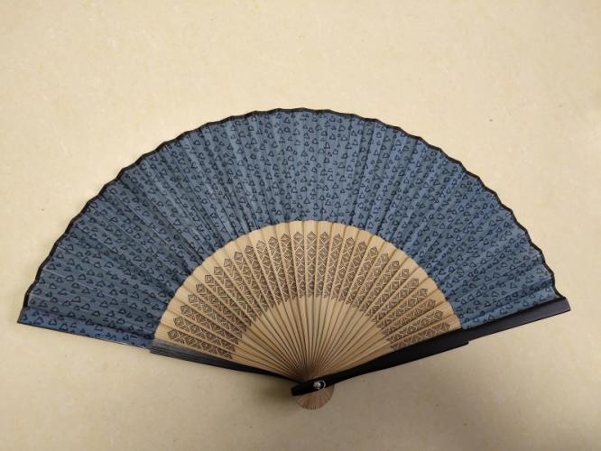 ＼名入れ ロゴ入れ オリジナル　うちわ・扇子・風鈴/【シルク扇子 ジャガード 紳士用柄】 見積もり/安価