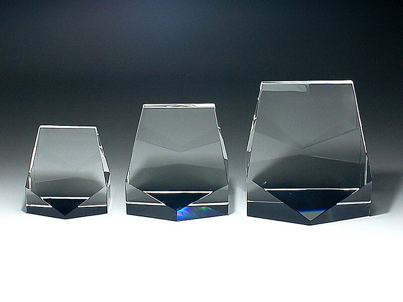 【[サンドブラスト加工代込] トロフィー 大 CR-15A ※版代別途】記念品 勤続記念 盾・トロフィー・クリスタル