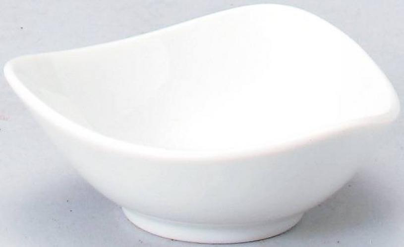 ＼ 名入れ ロゴ入れ オリジナル　名入れ向け 陶器 / 【 美濃焼 11cmボウル_トライアングル ホワイト ※別途見積】 ” 企業や学校、お店の周年・設立・創立・開店にお勧めのノベルティ・記念品に ”