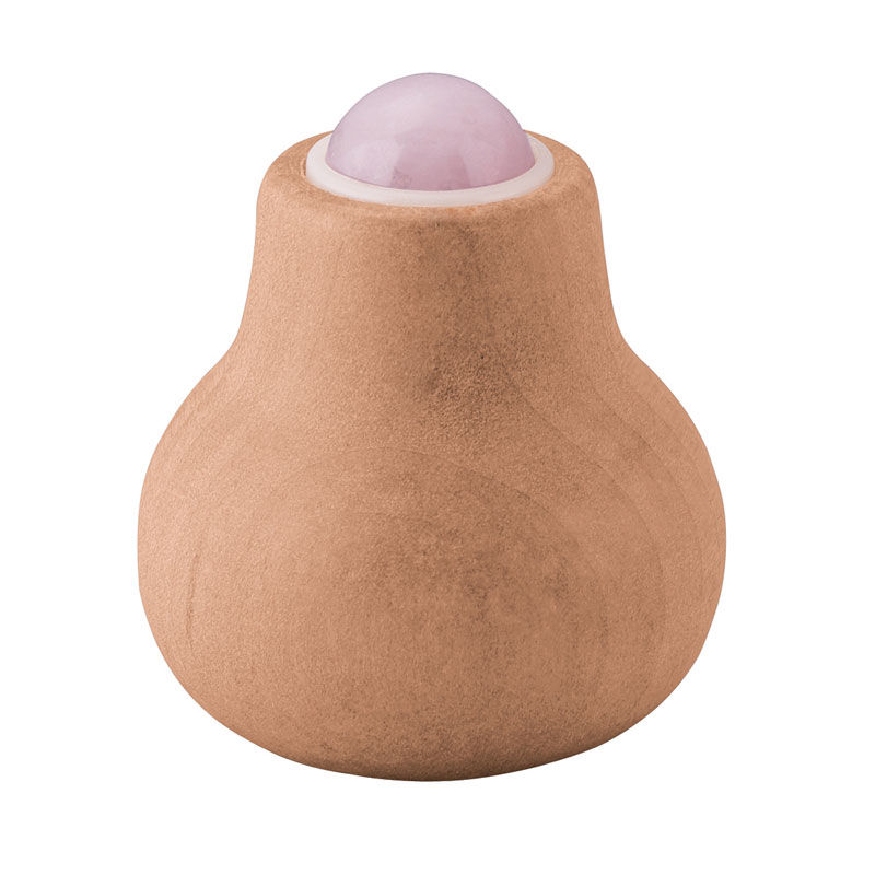 ● 商品名 ： ナチュラルウッド・ローズクオーツリフレッシュボール ● 商品コード ： c26dw409461-R ●こちらの商品の注文単位は 10個以上 1個単位でのご注文となります。 ● 在庫について： 　在庫の確認後にご注文確定のご連絡をさせていただきます。 ● お届け日について ： 　名入れなしのご注文の場合、通常2-4営業日で出荷いたします。 ● 名入れ・熨斗・包装について ： 　よくある質問をまとめました。お問い合わせの前に、 こちら をご覧ください。 ● 名入れ、大量注文について ： 　名入れ・大量注文のご相談、お見積りは下のボタンをご利用ください。 ※価格は商品1つあたりの価格で表示しております。● 商品サイズ ： 59×49×49mm ● 個装形態 ： 化粧箱入 ● 個装サイズ ： 60×50×50mm ● 材質 ： 天然木、天然石(ローズクオーツ)、ABS樹脂 ● 適量出荷単位 ： 160 ● 最少出荷単位 ： 1 ● 備考コメント ： ※天然素材配合の為、色や木目・柄の出方が写真と異なる場合があります。 ■ノベルティ・販促品・粗品販売のお店がどっとこむ！のご紹介 【お店がどっとこむ】では、ノベルティ・販促品・粗品・記念品を業界トップの40,000点以上揃えております。 ノベルティ・記念品のおけるプロがお客様のニーズに応えた、商品のご提案をすることも可能ですので、お気軽にお問い合わせください。 【ビジネス向け】 展示会配布用、ご成約記念品、企業PR、営業販促、表彰記念品、創立・設立記念品、年末年始あいさつ、イベントグッズ 【飲食店向け】 名入れ皿、名入れグラス、名入れ湯呑、名入れ箸、名入れ灰皿 【教育機関向け】 卒業・卒園記念品、表彰記念品、オープンキャンパス配布用 【個人様向け】 結婚・出産記念品、ホールインワン記念品、同人グッズ作成 幅広い商品ラインナップで、様々なお客様のニーズにお応えしております。 上記以外にも、店舗運営に欠かせない店舗装飾品（春・夏・秋・冬・正月・バレンタイン・ハロウィン・クリスマス）など店舗販売促進グッズの販売も行っております。