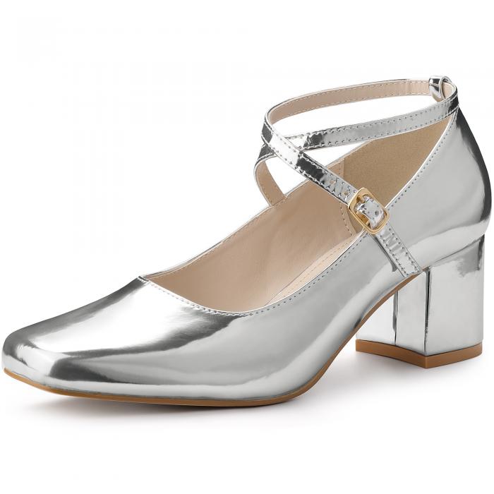 商品詳細 特徴 【属性1】[素材]: 2色: 黒、シルバーパテントレザーアッパー。ラバーソール; ABS ヒール【属性2】[ UK SIZE ]: UK の靴のサイズは、US の靴のサイズから 2 を引いたものと同じです (例: UK=US-2)【属性3】ヒールの高さ: 約 6 cm【属性4】[ 特徴 ]: スクエアトゥ、クロスストラップ、メリージェーン、エレガントドレスパンプス、クローズドトゥ、調節可能なアンクルストラップ、チャンキーヒール【属性5】[さまざまな機会に最適]: パーティー、仕事、デート、結婚式、ビーチ、旅行、その他の特別な機会に合わせて、このスクエアトゥパンプスを合わせることができます。【商品説明】すべての女の子のクローゼットに欠かせないものです。スクエアトゥのデザインが、目を引く女性用ドレスパンプスにレトロな魅力をもたらし、ブロックヒール、輝くパテントレザー、スリムなクロスアンクルストラップでデザインされ、完璧な脚の形を引き立てます。 デザインの詳細:クローズドトゥ、スクエアトゥチャンキーヒール調節可能なアンクルストラップドレスパンプススクエアトゥクロスストラップメリージェーンパンプスつま革: パテントレザー。アウトソール: ラバー;ヒール: ABSヒールの高さ: 約 6 cm ご注文前にサイズ測定表をご確認ください。サイズ------------------------------靴型長さmm------------------------靴幅mm-------------------------靴太さmm22.5------------------------------------240.4-----------------------------------79------------------------------------213.523.5------------------------------------247--------------------------------------80------------------------------------21824---------------------------------------253.6------------------------------------81------------------------------------222.524.5------------------------------------260.2------------------------------------82------------------------------------22725---------------------------------------266.8------------------------------------83------------------------------------231.526---------------------------------------273.4------------------------------------84------------------------------------236 注意書き ■商品の色及びサイズは、撮影状況やPC環境により多少異なって見える場合がございます。 ■サイズは目安です。商品により若干の誤差がございます。 ■メーカーの都合により、商品細部のデザインや素材が予告無く変更される場合がございます。