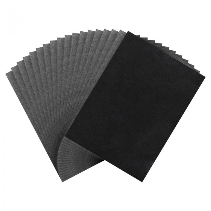 商品詳細 特徴 【属性1】汚れや退色なく、はっきりとパターンやテキ ストを転写できる、良い品質のカーボンペーパーです。カーボンコピー用紙は、紙、木材、キャンバスなど、転写したいクラフトに広く使用されています。【属性2】仕様 カラー：ブラック サイズ：21 x 29.7 cm/ 8.3 x 11.7 "（縦×横×高さ） パッキングリスト：カーボンペーパー30枚【属性3】特徴 良い品質。グラファイト転写トレーシングコピー用紙は、表面のカーボン層が均一で明るく、転写効果が良く、線がはっきりと連続しており、退色しにくく、再利用可能で長寿命です。【属性4】使用方法 カーボンペーパーは、デザインを任意のアイテムの表面に転写するのに便利で、いくつかの手順を簡略化し、時間を節約できます。【属性5】注意 1. 購入前にサイズをご確認ください。2. 使用時には、転写したくない箇所には圧力をかけないでください。【商品説明】良い品質カーボン紙は、汚れや色あせをすることなく、ご希望のパターンや文字を鮮明に転写できます。カーボンコピー用紙は、紙、木、キャンバス、その他の転写する工芸品に広く使用されています。仕様カラー: ブラックサイズ: 21 x 29.7 cm / 8.3 x 11.7" (長さ*幅*高さ)パッキングリスト: 30シートxカーボン紙利点良い品質。グラファイト転写トレーシングコピー用紙は良い品質で、表面のカーボン層は均一で明るく、転写効果は良好で、線は鮮明で連続的で、色あせしにくく、再利用でき、長寿命です。説明カーボン紙は、デザインをアイテムの表面に転写するのに便利で、いくつかの手順を簡素化し、時間を節約できます。注意1．ご購入前にサイズをご確認ください。2.ご使用の際は転写したくない部分に圧力をかけないようにご注意ください。 注意書き ■商品の色及びサイズは、撮影状況やPC環境により多少異なって見える場合がございます。 ■サイズは目安です。商品により若干の誤差がございます。 ■メーカーの都合により、商品細部のデザインや素材が予告無く変更される場合がございます。
