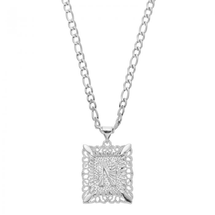 メンズレディース向けのイニシャルペンダントネックレス 20"のステンレススチール製の正方形の大文字ア..