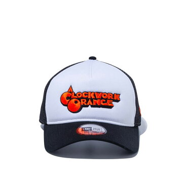 New Era(ニューエラ) 9FORTY A-Frame トラッカー A CLOCKWORK ORANGE 時計じかけのオレンジ ロゴ ホワイト ブラックメッシュ メンズ・レディース メッシュキャップ 【トレイルランニング 帽子 ジョギング アウトドア 登山 ウォーキング ハイキング ファッション カジュアル