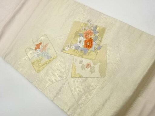色紙に花々模様刺繍名古屋帯【リサイクル】【中古】【着】 宗sou(prc) 色紙に花々模様刺繍名古屋帯【リサイクル】【中古】【着】 宗sou(prc)