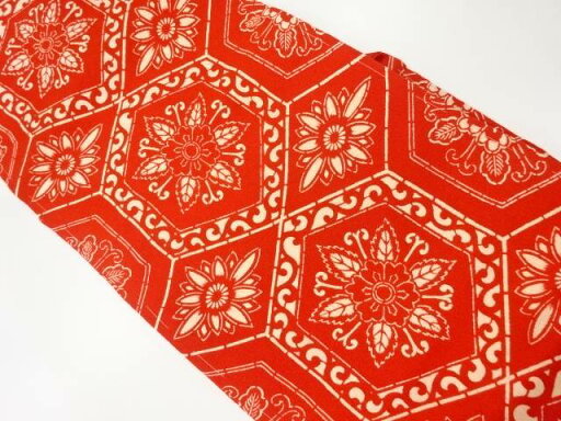 縮緬地型染亀甲・菱に花模様名古屋帯【リサイクル】【中古】【着】 宗sou(prc) 縮緬地型染亀甲・菱に花模様名古屋帯【リサイクル】【中古】【着】 宗sou(prc)