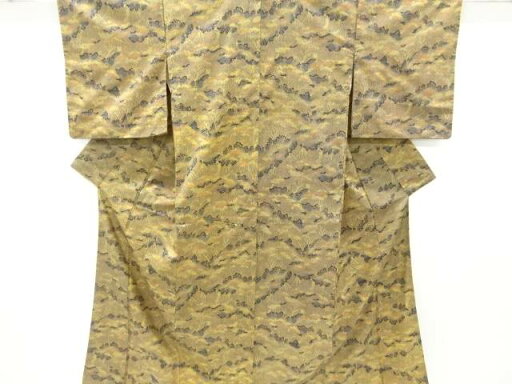 抽象模様本場大島紬着物(染)【リサイクル】【中古】【着】 宗sou 抽象模様本場大島紬着物(染)【リサイクル】【中古】【着】 宗sou