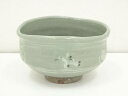 中村与平造 沓形雲鶴青磁茶碗【中古】【道】 宗sou
