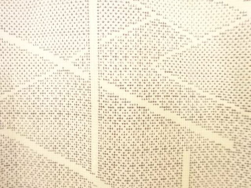 竹格子模様織り出し本場大島紬120亀甲着物(7マルキ)【アンティーク】【中古】【着】 宗sou 竹格子模様織り出し本場大島紬120亀甲着物(7マルキ)【アンティーク】【中古】【着】 宗sou