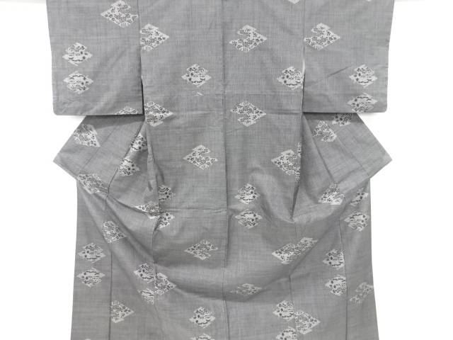 松皮菱に花模様織り出し本場泥大島紬着物(5マルキ)【中古】【着】 宗sou