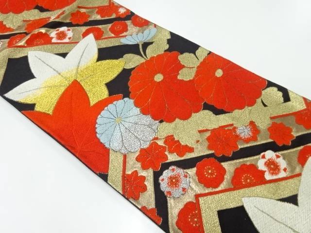 菊に楓模様織出し袋帯(着用可)【アンティーク】【中古】【着】 宗sou