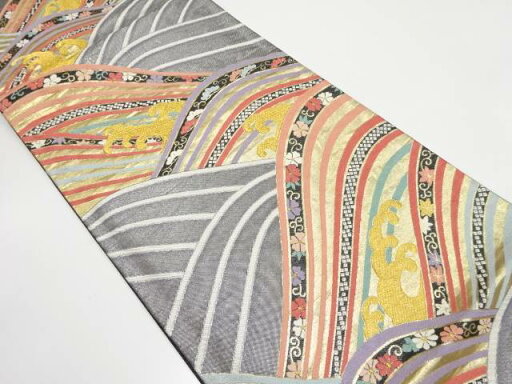荒波に草花模様織り出し 袋帯【中古】【着】 宗sou 荒波に草花模様織り出し 袋帯【中古】【着】 宗sou