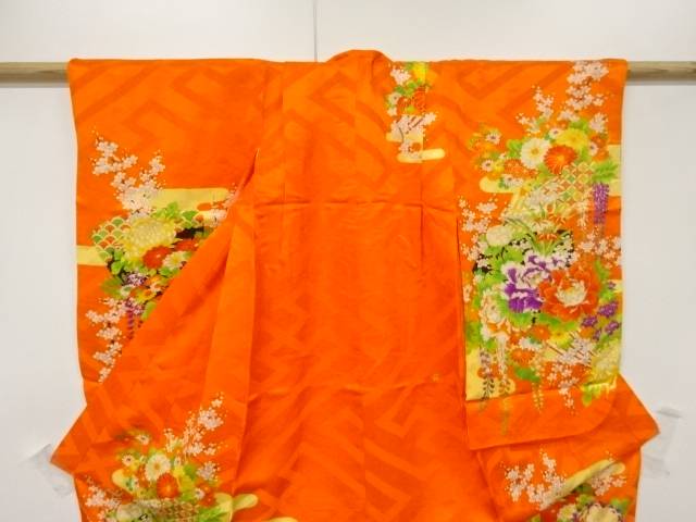 菊・梅・牡丹模様刺繍着物（重ね衿付）【アンティーク】【中古】【着】 宗sou
